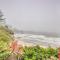 Oceanside Getaway with Beach Access and Home Gym! - 库斯贝