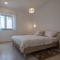 Family friendly apartments with a swimming pool Verunic, Dugi otok - 14286