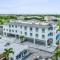 SoCe Flats 209 - Naples