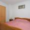 Apartment Slatine 14541d