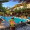 Jungle Boss Travel Lodge