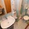 Apartments by the sea Podgora, Makarska - 16476