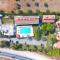 Bare Hill Holiday Apartments