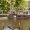 The Amsterdam Houseboat Family - de Jordaan - Amsterdam