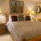 3B Terrace next to creek Unbeatable location