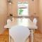 6 person holiday home in Hadsund-By Traum