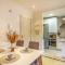 Amazing Apartment In Los Alcázares