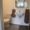 Peaceful 1-bedroom flatlet, 10 min from the beach - Кейптаун