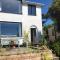 Sunnyview 5-Bed House in Kingsbridge with parking