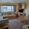 PG49 8 BERTH PET FRIENDLY CARAVAN GOLDEN PALM