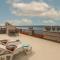 TORETA Apartment - city center, beachfront