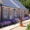 La Place Country Cottages