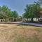 Lovely Pottsboro Home with Patio and Fire Pits!