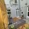 Two Bed Garden Apartment on the Plymouth Hoe