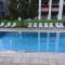 Modern renoviert mit Hallenbad + Fitness