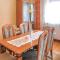 Stunning Home In Kolczewo With 3 Bedrooms, Sauna And Wifi