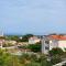Apartments with a parking space Sutivan, Brac - 752