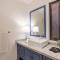 Luxury Apartments in Centro San Miguel de Allende with Rooftop & Jacuzzi