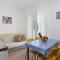 Apartments by the sea Podgora, Makarska - 18918 - Podgora