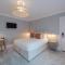 The Clarence Boutique Rooms