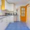 Coral Paradise Apartment with Swimming Pool