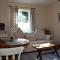1 Bed Flat - Sleeps 2 - Parking - Wifi 1 Bed Flat - Sleeps 2 - Parking - Wifi