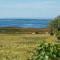 Coach House Cottage on the shores of Lough Corrib - 戈尔韦