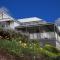House on the Hill Bed and Breakfast - Huonville