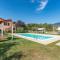 Casa Macinarino APPARTAMENTO 13 con piscina