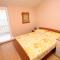 Apartment Pisak 1070e