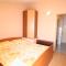 Apartment Pisak 1070e