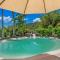 Sugarloaf Villa - lush tropical Whitsunday retreat - Windermere