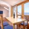 Studio Zavala 2061a