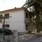 Double Room Jelsa 4041e