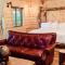 Cricket Hill Treehouse by Amish Country Lodging - ميلرزبورج