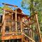Cricket Hill Treehouse by Amish Country Lodging