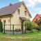 Cozy Home In Nowecin With Kitchen