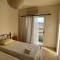 Seaview apartment with roof terrace