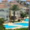Seaview apartment with roof terrace