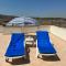 Seaview apartment with roof terrace