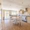 SPACIOUS 3 BEDROOM HOME - GREAT FOR FAMILIES!
