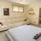 Seafront 5 Bedroom Villa Paradise in Sea Caves