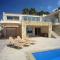 Seafront 5 Bedroom Villa Paradise in Sea Caves