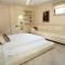 Seafront 5 Bedroom Villa Paradise in Sea Caves