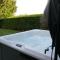 Romeo Cottage - Sleeps 4 - Open Plan Barn - Private Hot Tub & Garden - Stratford-upon-Avon