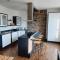 Voyage Hostel - Ensuite Family Rooms with shared kitchen