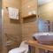 Mallin Colorado Ecolodge
