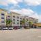 Best Western Plus Miami Airport North Hotel & Suites