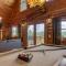Alone At Last- Hot Tub, Cozy Cabin Retreat in the Smokies