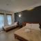 Acacia Garden Inn and Suites - 科隆